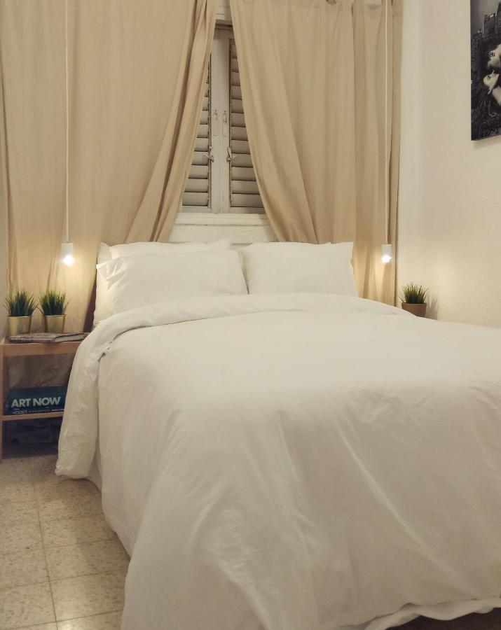 Room In Apartment Rishon Leziyyon Luaran gambar